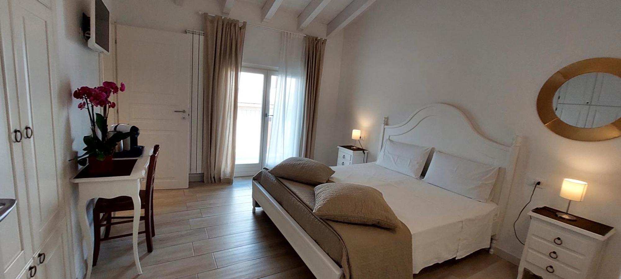 Casa Speri Bed and Breakfast Peschiera del Garda Rum bild